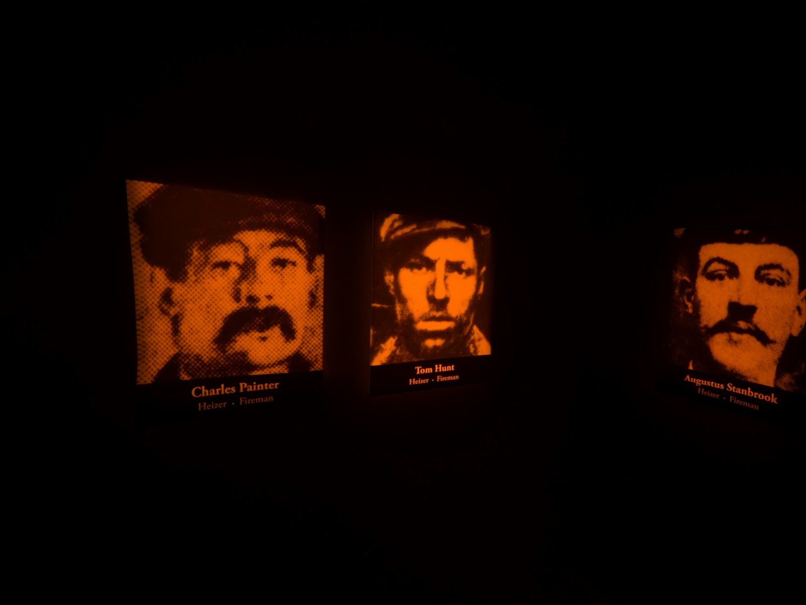 PXL 20241217 113116742.NIGHT